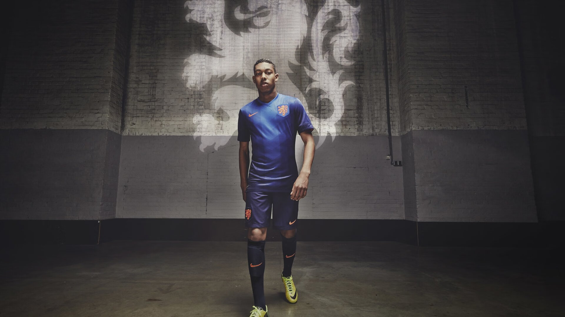 场上失误与裁判判罚争议仍是提升难点，场上裁判员对他所分管的事实的决定是最后的决定