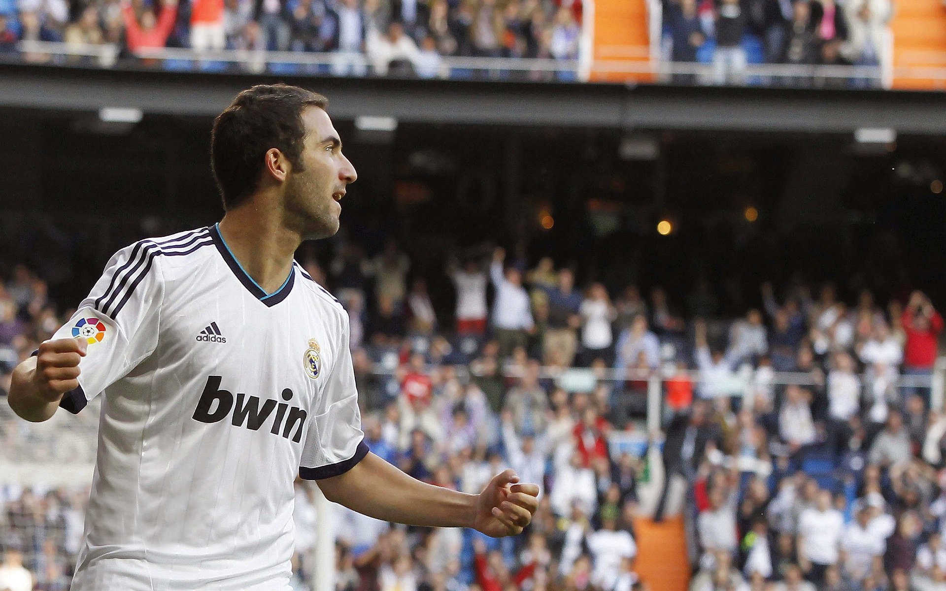 奇才改打联防成功限制对手空切，奇才防守