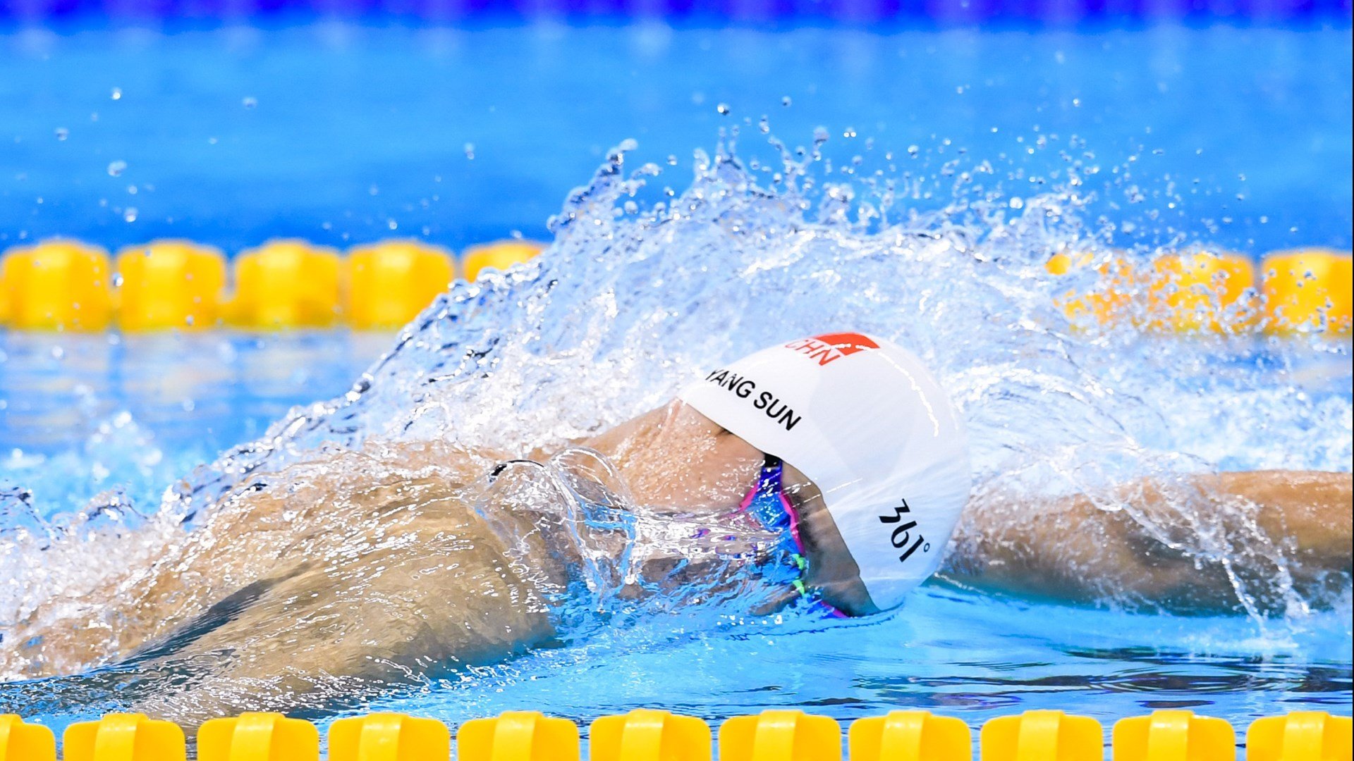 新援快速融入体系与队友默契配合展现极强适应能力，新援是什么意思